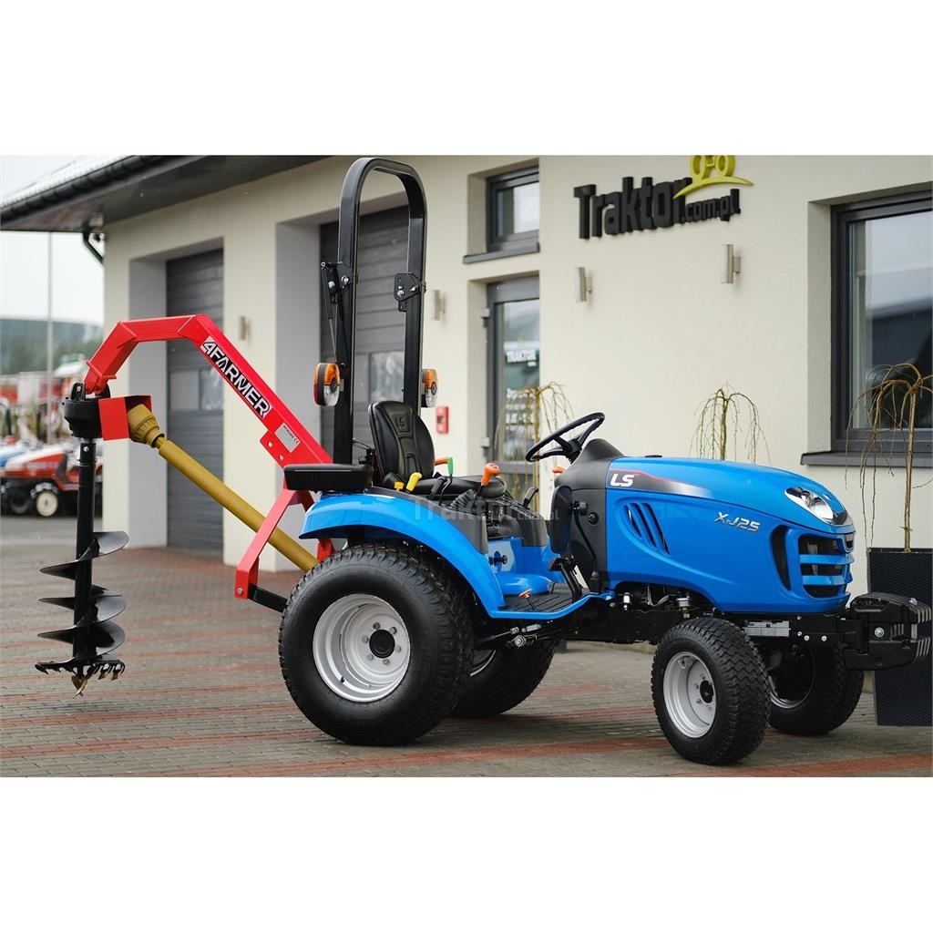 LS Tractor XJ25 MEC 4x4 - 24.4 KM / TURF + wiertnica Tractors