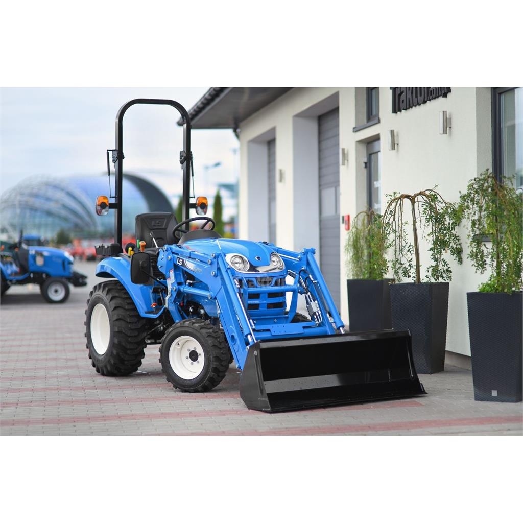 LS Tractor XJ25 MEC 4x4 - 24.4 KM / IND + ładowacz c Трактори