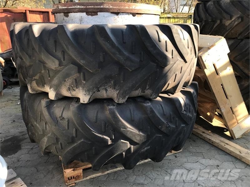 Goodyear 520/70R38 Tyres, wheels and rims