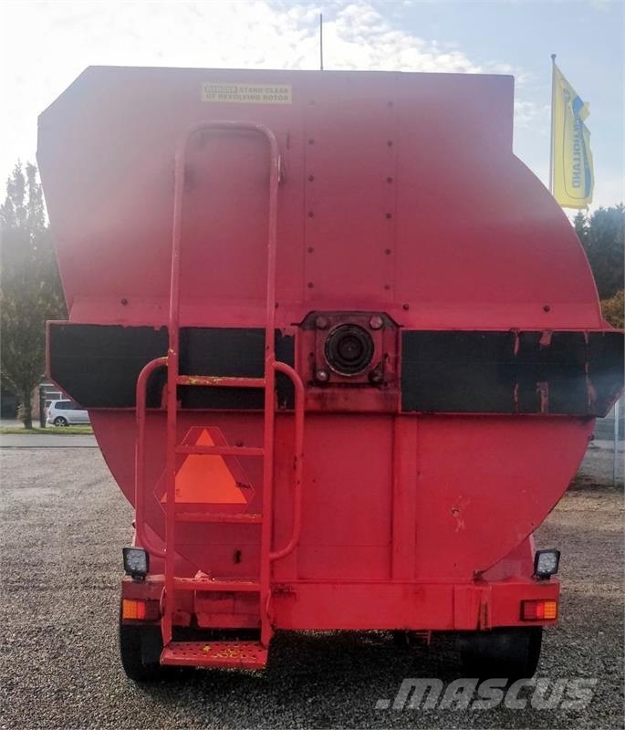 Hi-Spec Fullfodervagnar