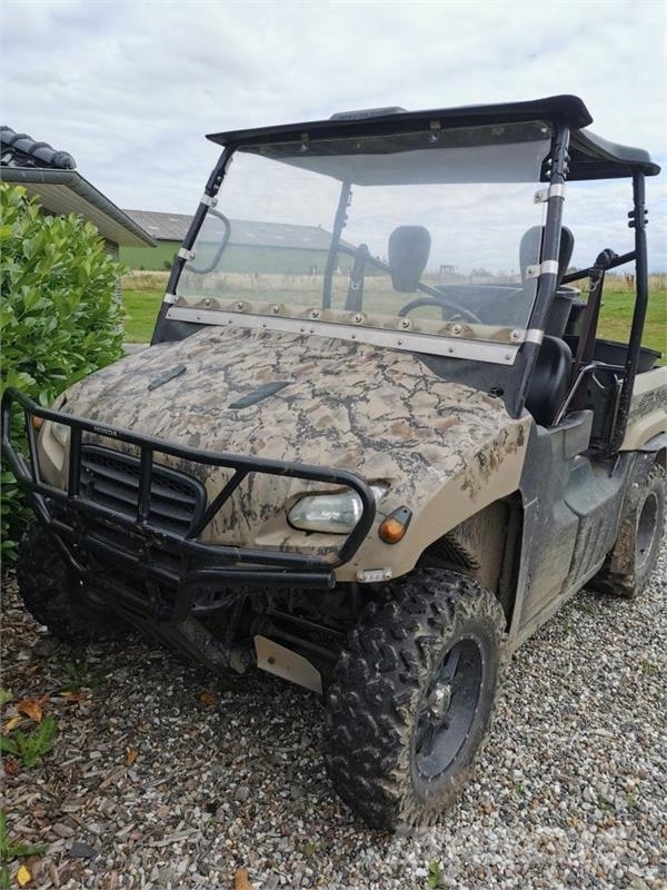 Honda BIGRED 700 UTV UTV-k