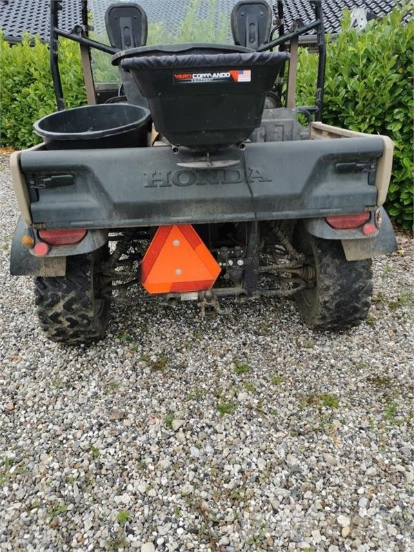 Honda BIGRED 700 UTV UTV-k