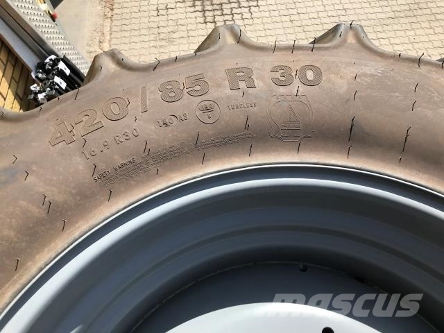 Mitas 520/85R42+420/85R30 Tyres, wheels and rims