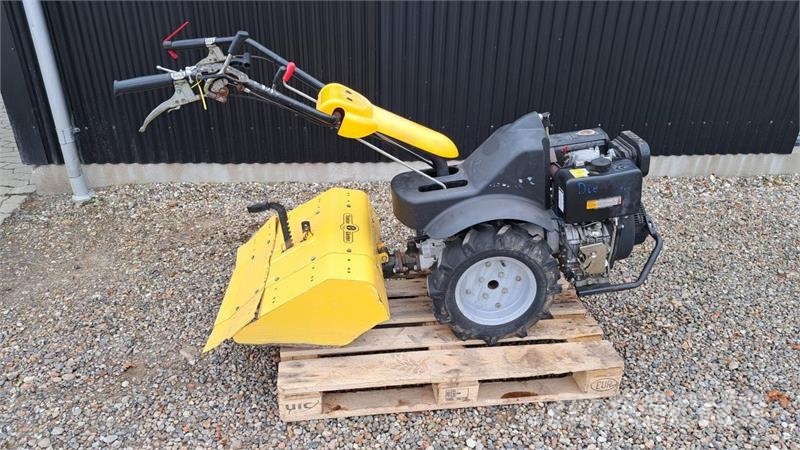 Texas BERNARD 80 CM FRÆSER Komunālā tehnika- Citi