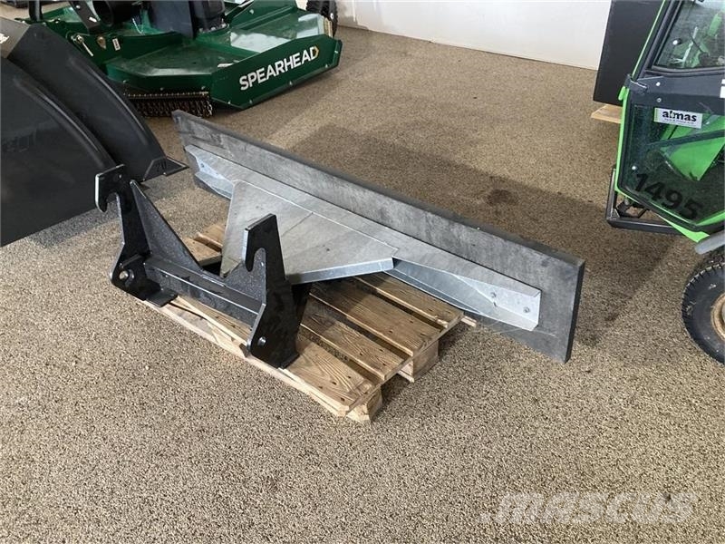 TMT SCRAPER 200 小型装载机