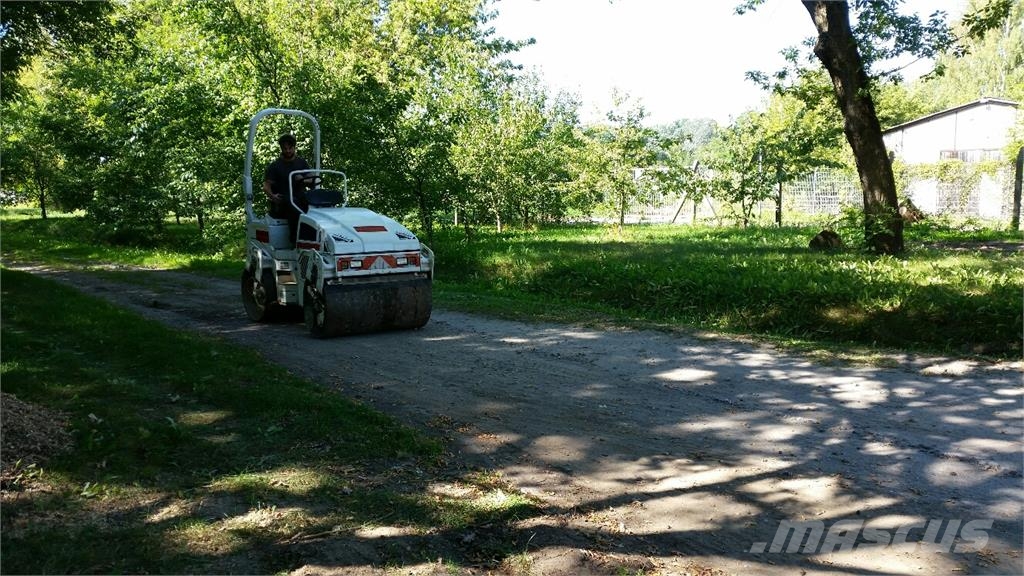 Bomag BW120AD-4 Dvojni valjarji
