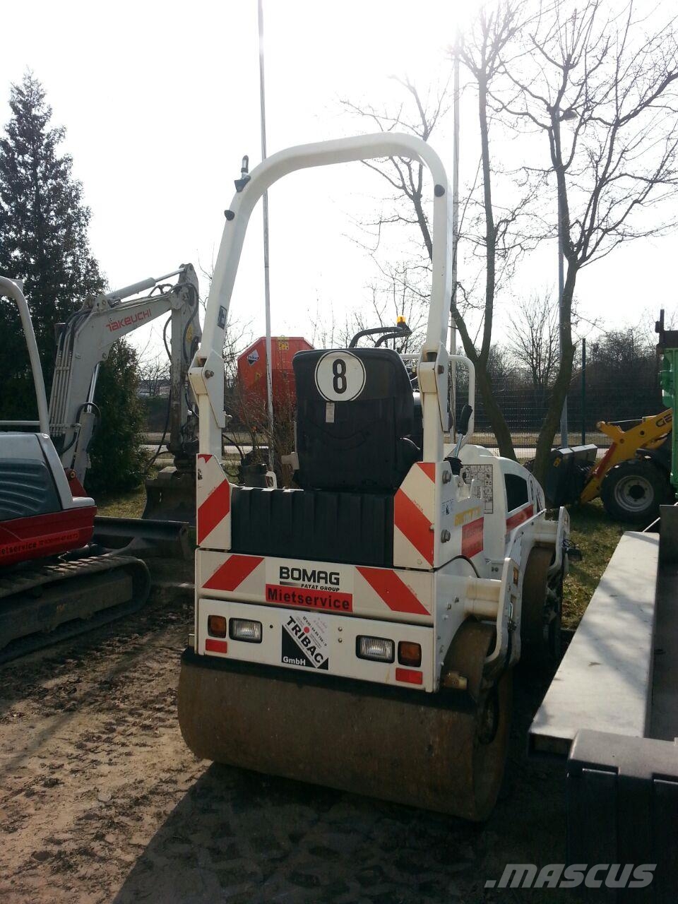 Bomag BW120AD-4 Dvojni valjarji