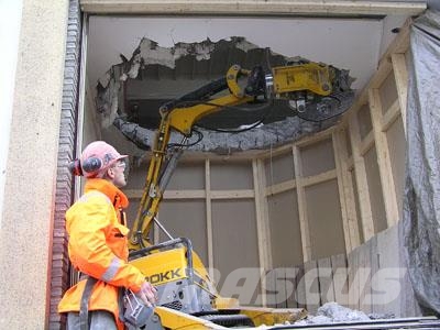 Brokk B90 Bageri za rušenje
