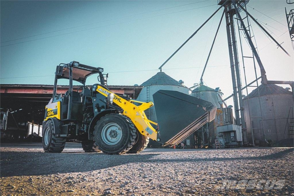 Gehl AL550 F لوادر بعجل