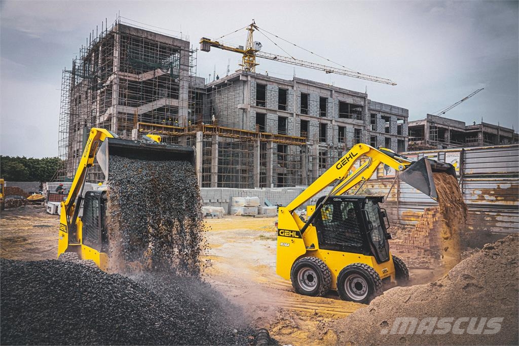 Gehl R165 Skid steer loaders