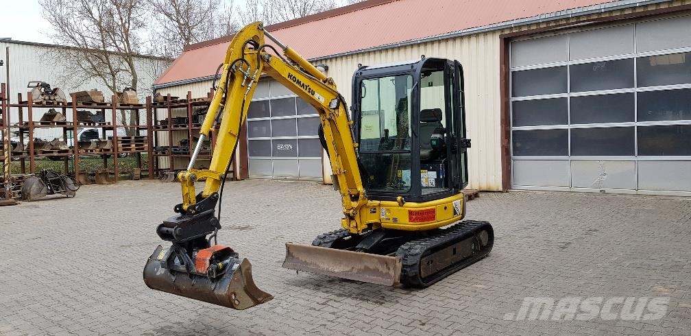 Komatsu PC26MR-3 K حفارات صغيرة أقل من 7 طن (حفارات صغيرة)