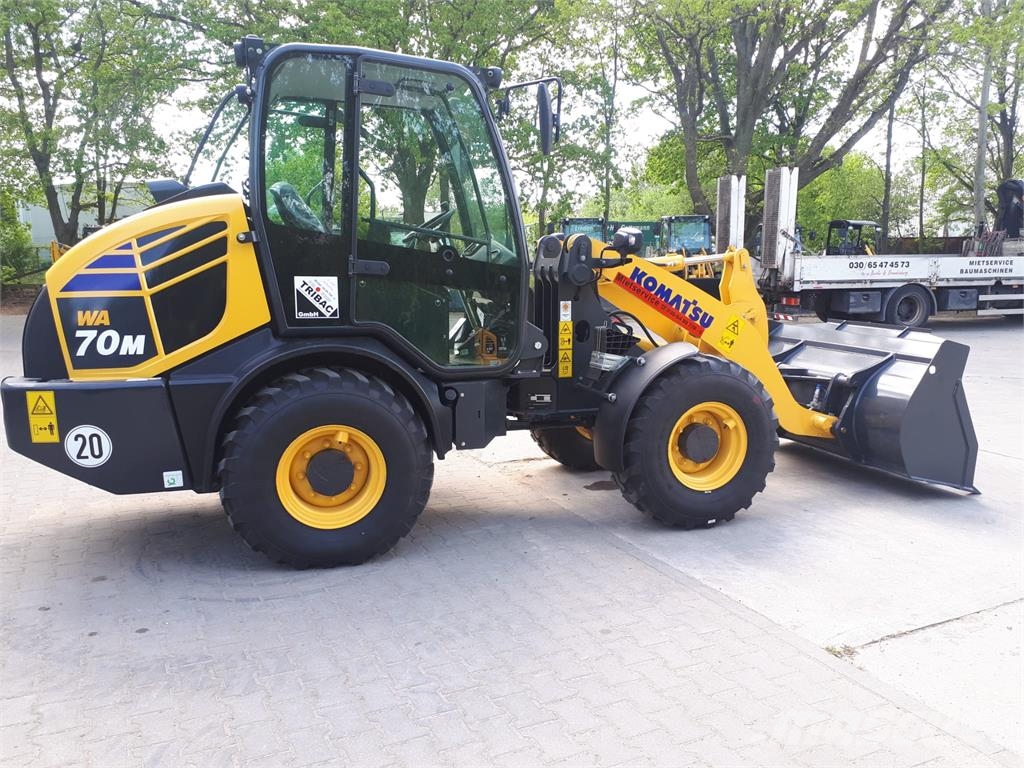 Komatsu WA70M-8 Rataslaadurid