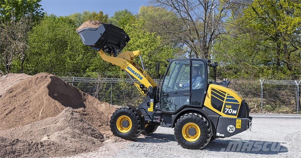 Komatsu WA70M-8 Rataslaadurid