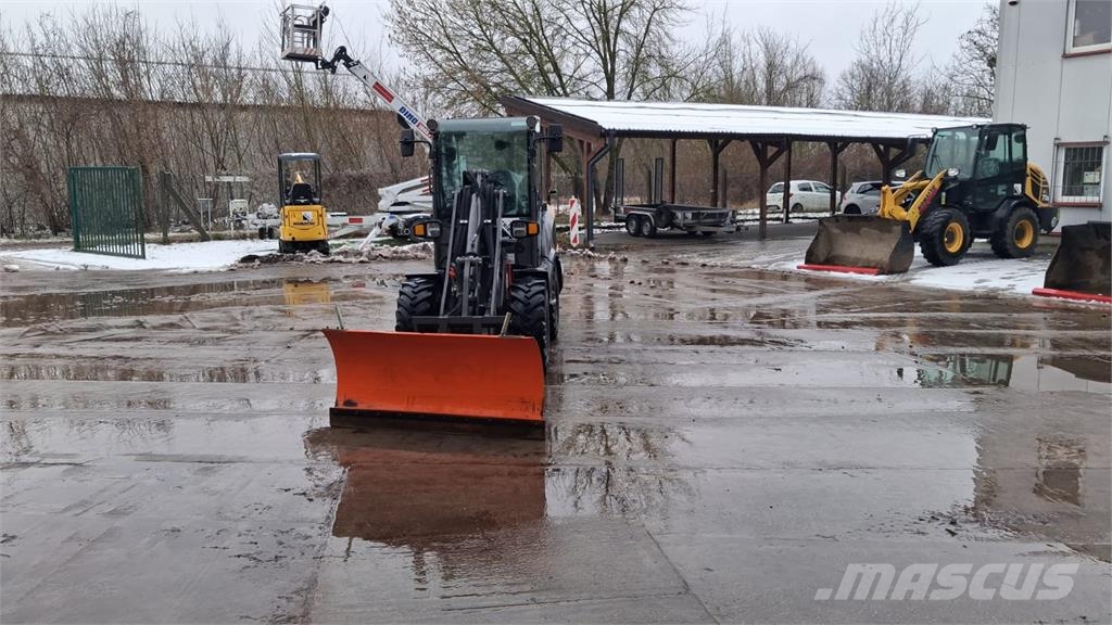 Mecalac MCL8 Wheel loaders