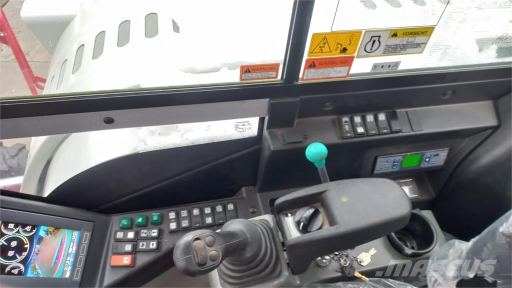 Takeuchi TB295W-2 轮式挖掘机