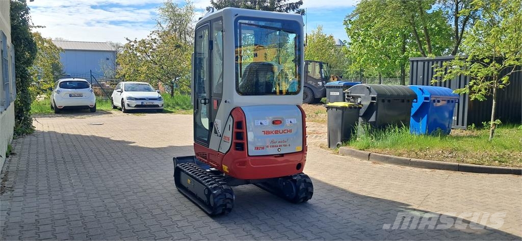 Takeuchi TB216A ミニ油圧ショベル 7t以下（ミニユンボ・ミニディガー）