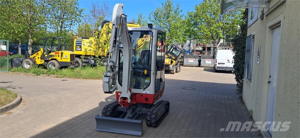 Takeuchi TB216A ミニ油圧ショベル 7t以下（ミニユンボ・ミニディガー）