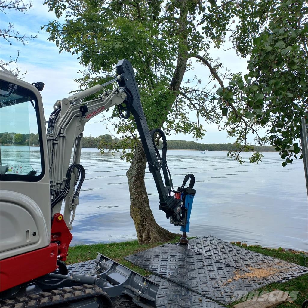 Takeuchi TB225 Mini Escavadoras <7t