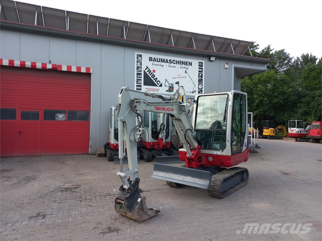 Takeuchi TB228H Roomikekskavaatorid