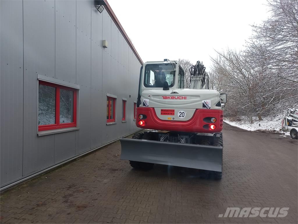 Takeuchi TB295W-2 轮式挖掘机
