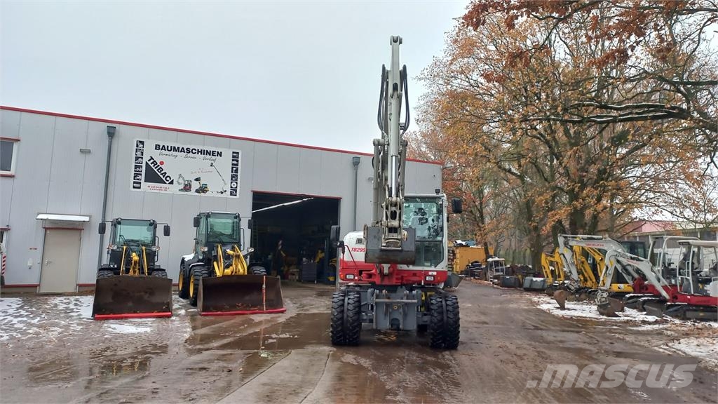 Takeuchi TB295W-2 轮式挖掘机