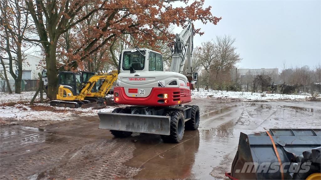 Takeuchi TB295W-2 轮式挖掘机