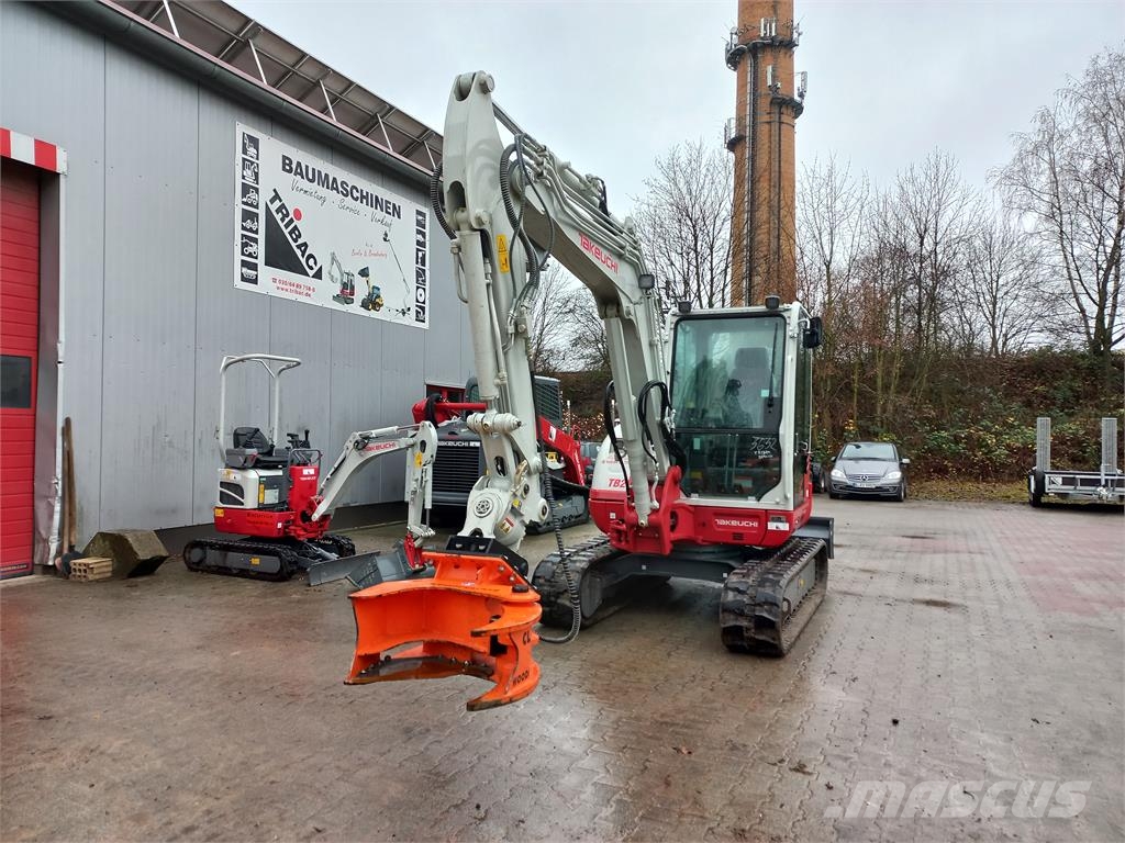 Takeuchi TB250-2 Escavadoras Midi 7t - 12t