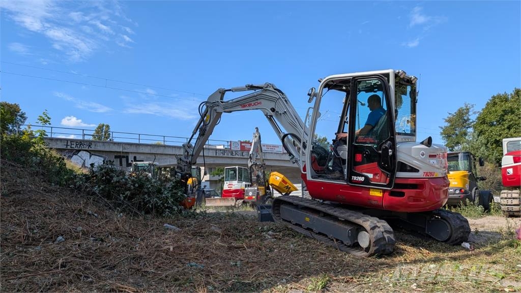Takeuchi TB260 Midi excavators 7t - 12t
