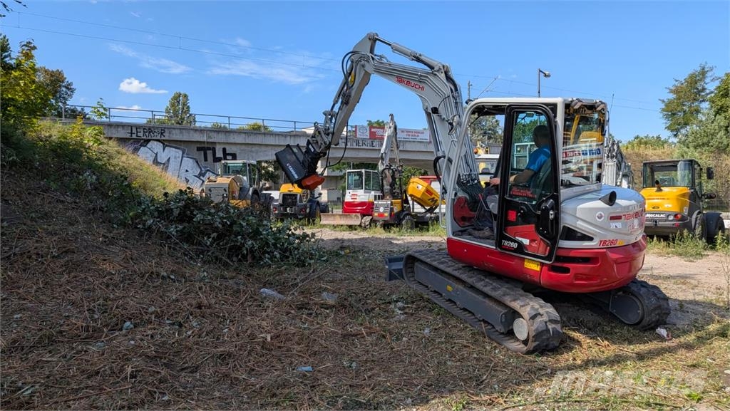 Takeuchi TB260 Midi excavators 7t - 12t