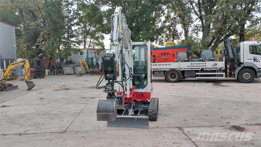 Takeuchi TB225 Minikaivukoneet < 7t