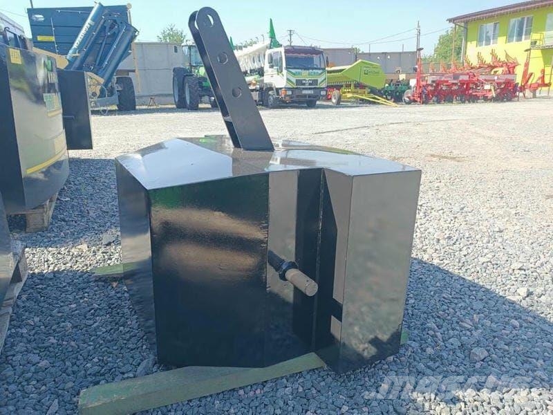 2619 TriDaAgro Dambo 700 Orr súlyok