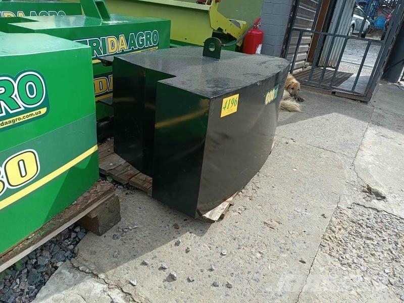 2619 TriDaAgro Dambo 600 Orr súlyok