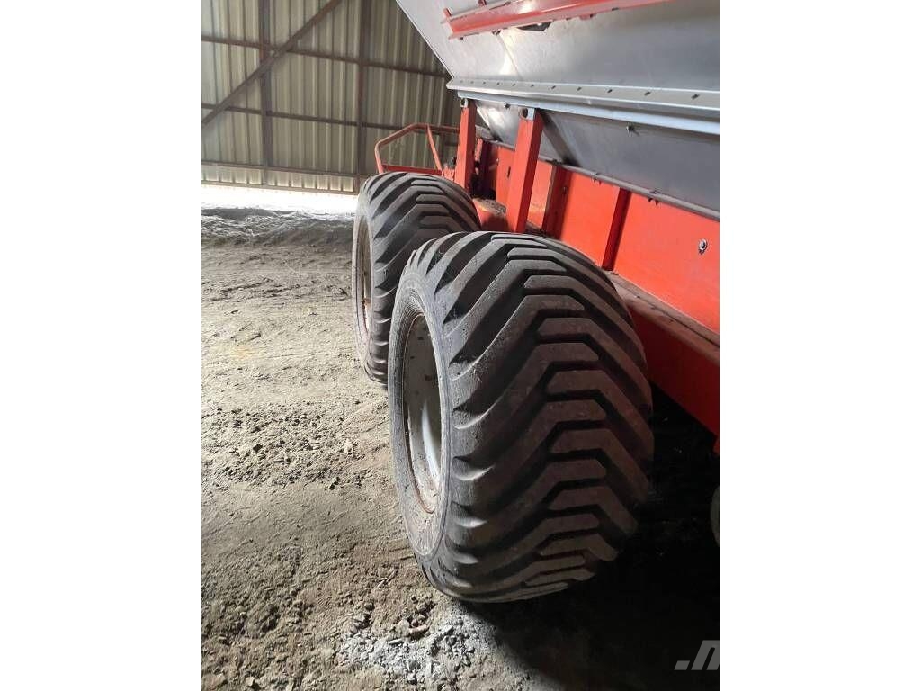 Agrex Maxi معدات فرد المواد المعدنية