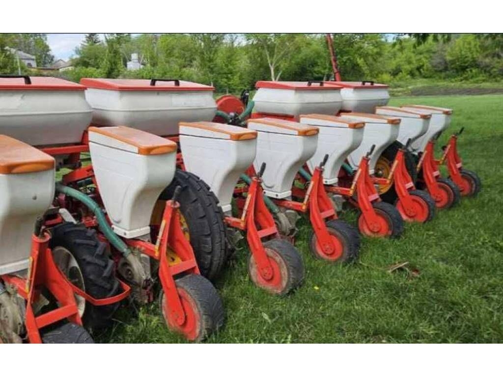 Agromaster Planter A8 مثاقيب