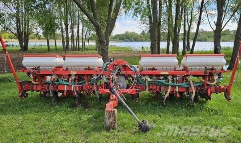 Agromaster Planter A8 (2013) Precizne sijačice
