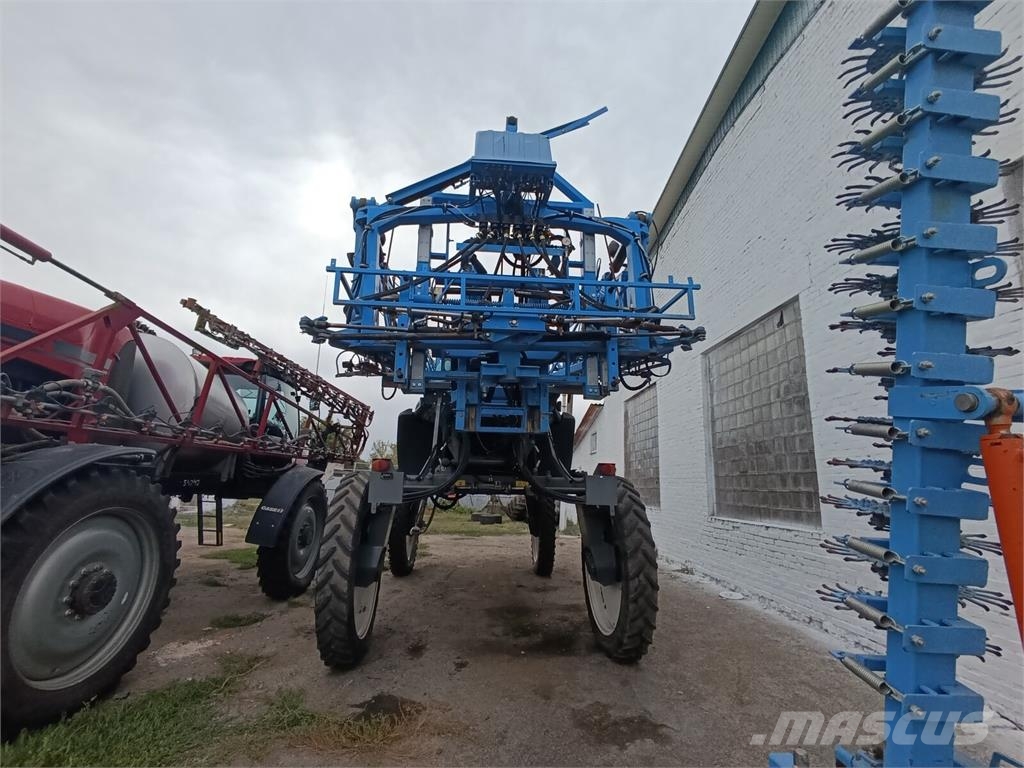 Berthoud Самохідний обприскувач Berthoud Raptor 4240 (2013) Kendinden tahrikli pülverizatörler