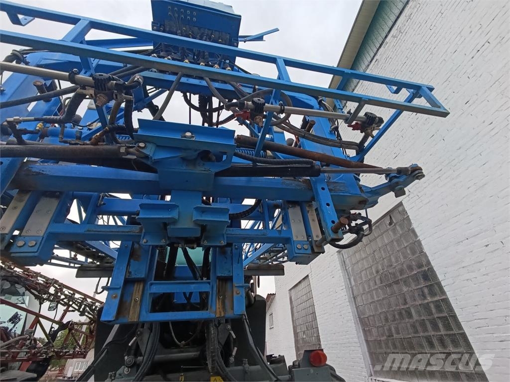 Berthoud Самохідний обприскувач Berthoud Raptor 4240 (2013) Kendinden tahrikli pülverizatörler