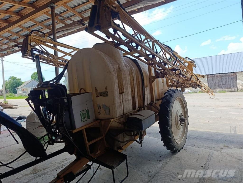 Boguslav Обприскувач Богуслав ОПК 3000-22 Кронос (2018) Dragna sprutor