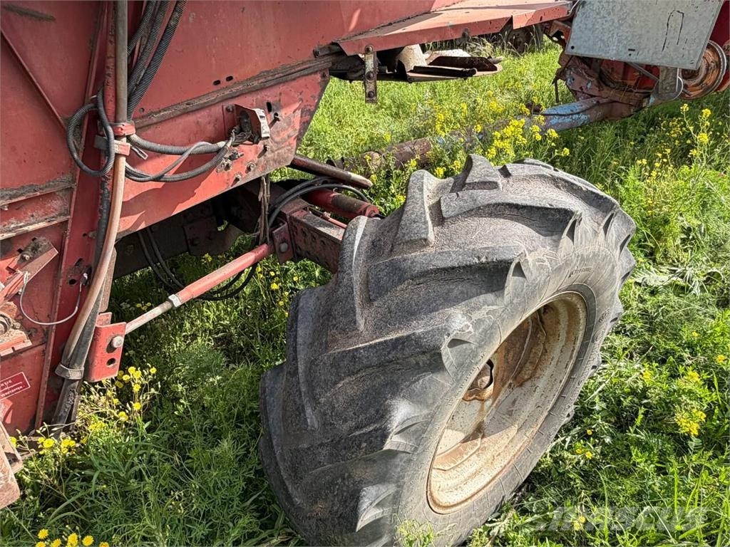 Case IH 1680 (1993) 联合收割机