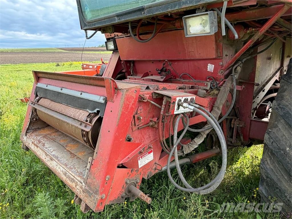 Case IH 1680 (1993) 联合收割机