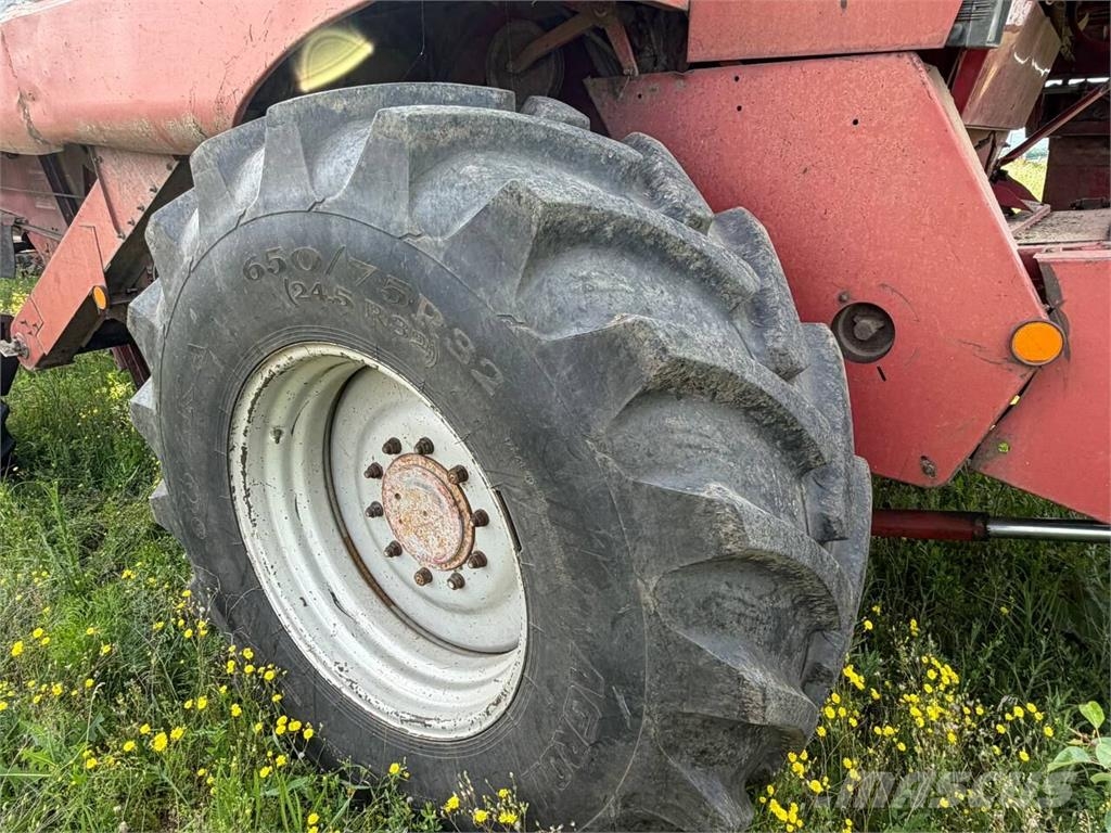 Case IH 1680 (1993) 联合收割机
