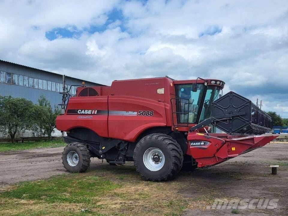 Case IH Комбайн Case IH 5088 (2011) Combine harvesters