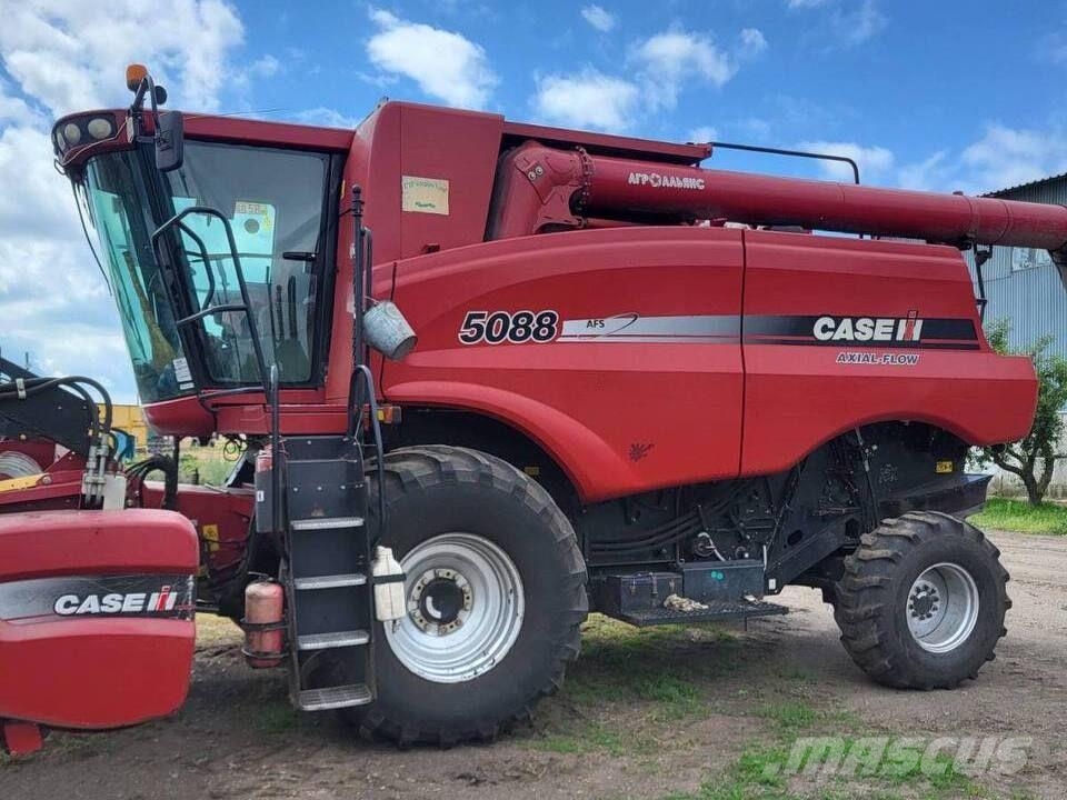 Case IH Комбайн Case IH 5088 (2011) Combine harvesters