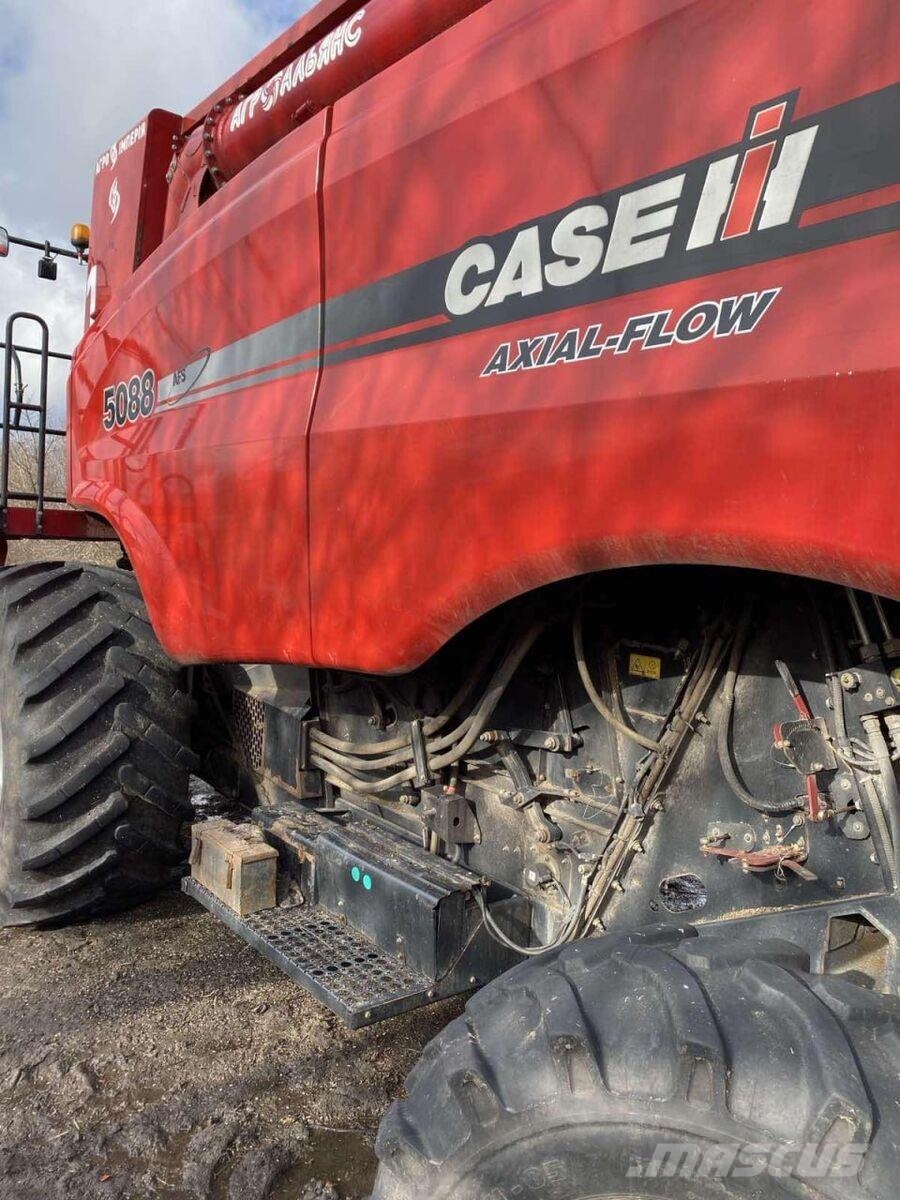 Case IH Комбайн Case IH 5088 (2011) Combine harvesters
