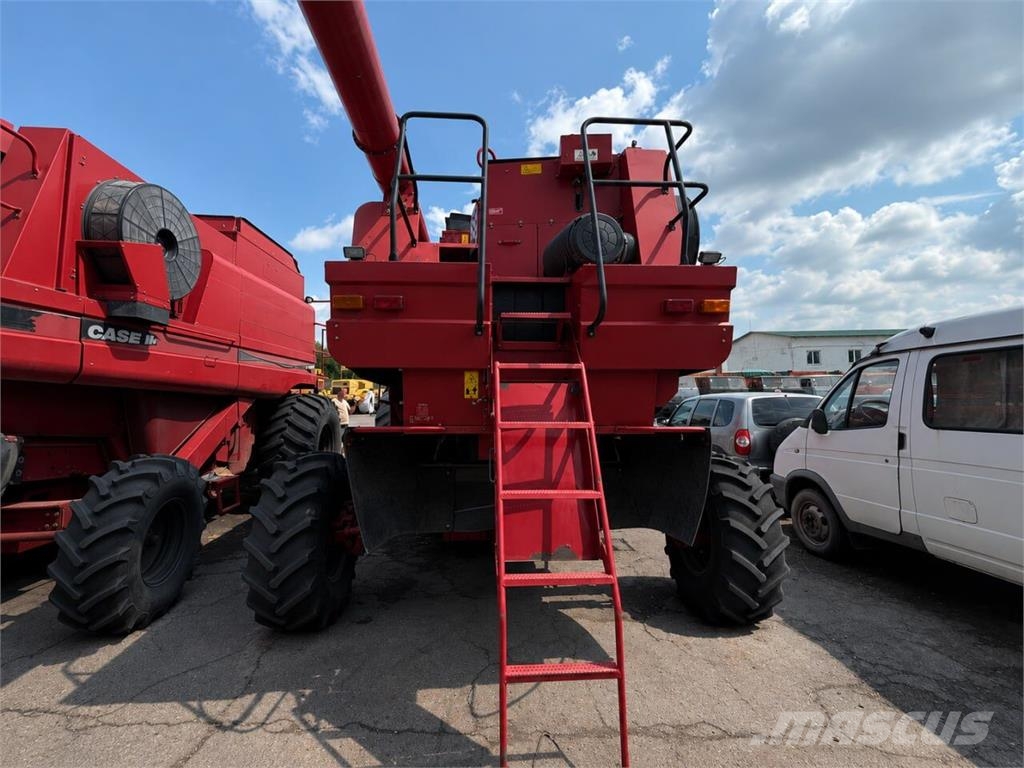 Case IH Комбайн Case IH 2388 Axial-Flow (2008) Зернозбиральні комбайни