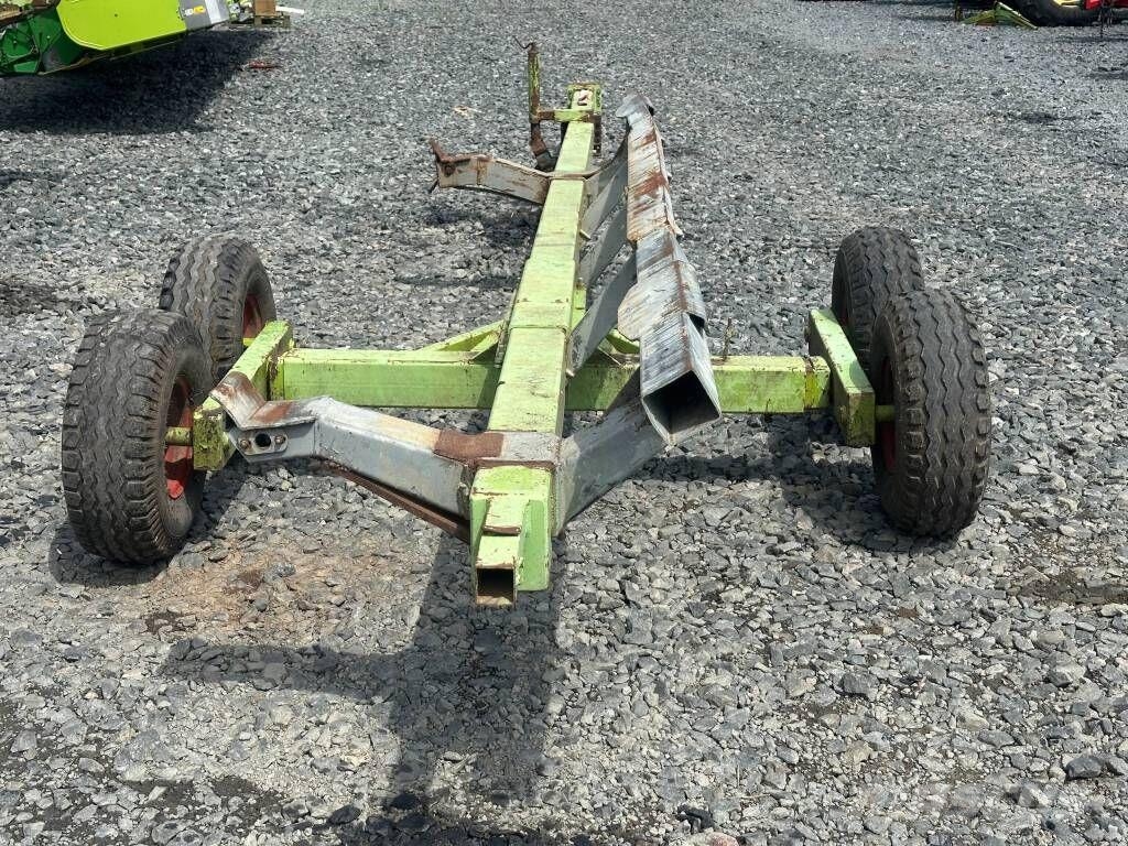 CLAAS 9 مقطورات أخرى