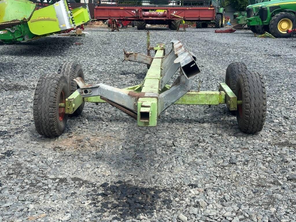 CLAAS 9 مقطورات أخرى