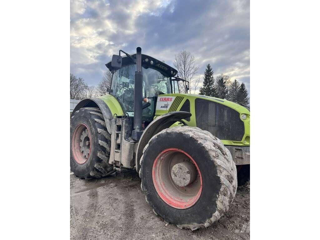 CLAAS Axion 950 Трактори
