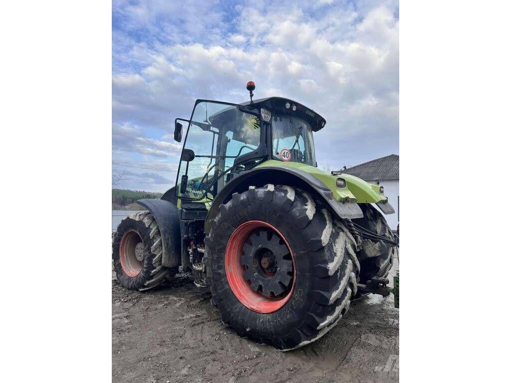 CLAAS Axion 950 Трактори