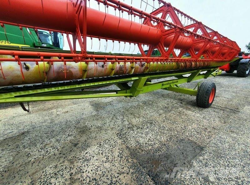 CLAAS C900 Skärbord